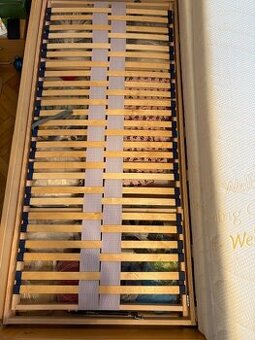 Drevený lamelový rošt s bočným výklopom – Fines Žilina (buk)