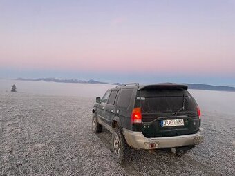 Mitsubishi pajero sport