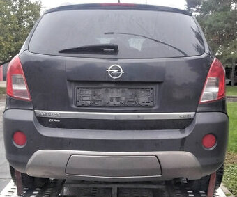 Opel Antara 2.2 CDTI 2014 predám ZADNÉ SVETLO, PREVODOVKA