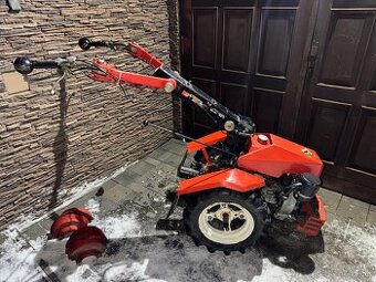 MT7-032 s kolesovými redukciami a s príslušenstvom