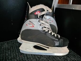 Korčule: dámske a pánske na ľad