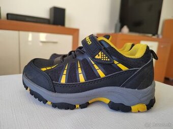 Športové topánky žlto-čierne v.25