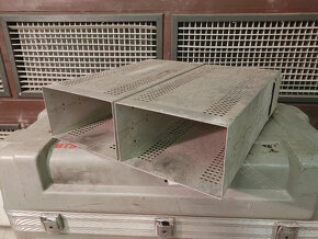 Konštrukčná dvoj-skrinka