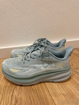 Dámske bežecké tenisky Hoka Clifton 9