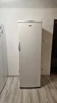 Chladnička Whirlpool 177 cm