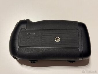 Nikon mb d15 batterygrip