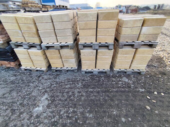 Tvárnice plotové oporný múr