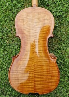 Zaujímavé husle 4/4