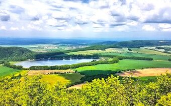 Hrnčiarovce nad Parnou - 3.700 m2 ORNÁ PÔDA