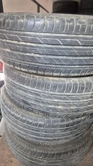 195/60R16 89H