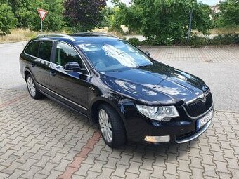 Škoda superb 2.0tdi dsg Laurin&Klement
