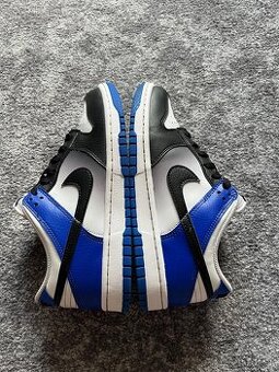 Nike dunk low