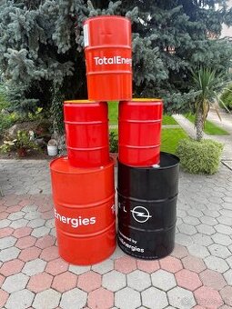 Plechové sudy : 2x 200 L + 3x 60 L