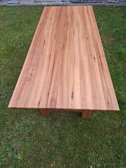 Jedálenský stôl - 1