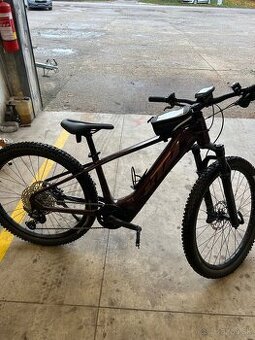 Dámsky bicykel KTM Macina Team 272 Glorious S/40 Deeppurple