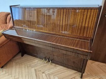 Predam klavir PETROF