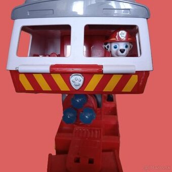 Paw Patrol - Veľké Hasičské auto a Marshall