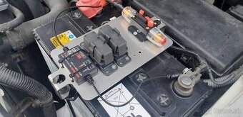 Držiak poistiek pre Land Cruiser / FJ Cruiser - 1