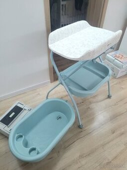 PETITE&MARS Prebaľovací pult s vaničkou Spa 3v1 Mint
