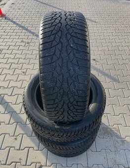 225/50 R18 zimné Nokian
