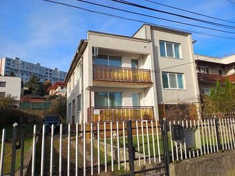 Na predaj ponúkam poschodový dom - 1