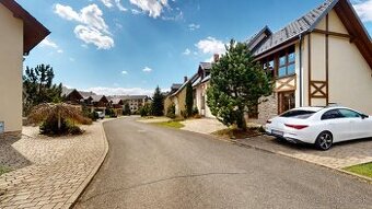 NA PREDAJ APARTMÁN  STARÁ LESNÁ-  ZARIADENÝ