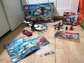 LEGO CITY + LEGO MARVEL Super Herdes