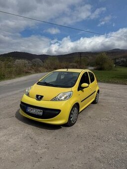 Peugeot 107 1.0 Benzín