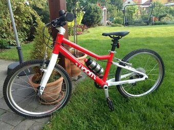 Woom 4 - 20" Cerveny - ultralahky detsky bicykel