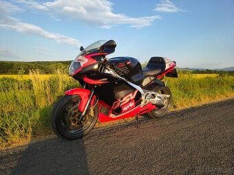 Aprilia rsv 1000 mille