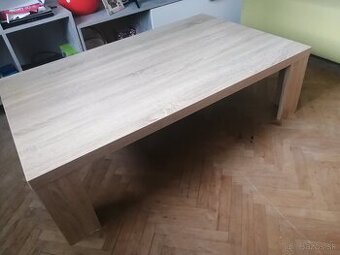 Masívny obývačkový stôl - 1