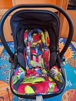 Autosedačka Kiddy Evoluna i-Size 2 + Isofix základňa
