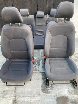 Kia rio 2012 - Interierové komponenty a časti.