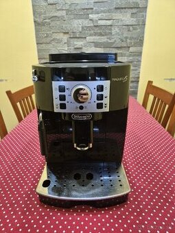 Predám kávovar Delonghi