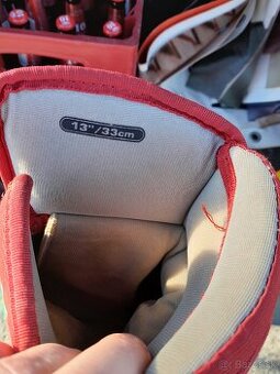 HOKEJOVÉ RUKAVICE EASTON AKO NOVÉ VEĽKOSŤ 13"/33CM