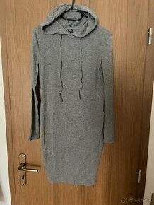 Sivé teplákové šaty - 1