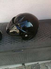 Helma na motorku