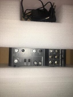 mixážny pult behringer xenyx 502S