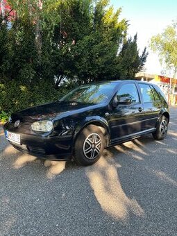 Volkswagen Golf 1.4.