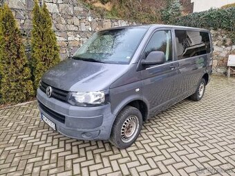 Volkswagen transporter 2.0 TDI 103kw T5.1 r.v.2010