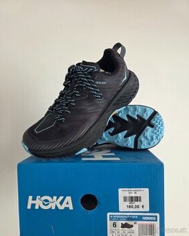 Hoka Tenisky v.37 1/3