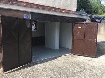 Garáž s extra priestorom, elektrinou a pozemkom