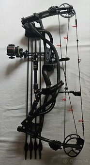 Hoyt Carbon Element G3, 30" natah, dialkomer, tercovnica