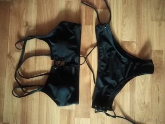 Damske plavky- L nove
