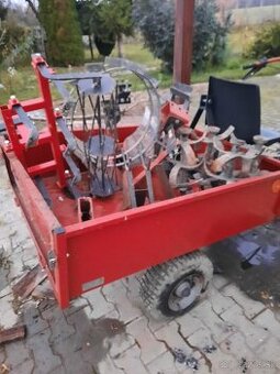 Malotraktor s prislušenstvom - 1