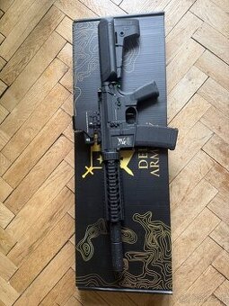 Airsoft puška m4