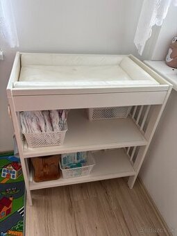 Prebaľovací pult Ikea