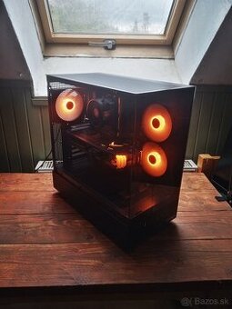 ☑️Ryzen 5 5600X / RX6700XT 12GB / 16GB RAM☑️