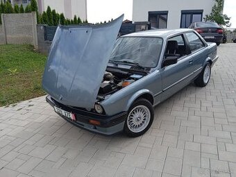 BMW E30 Coupé