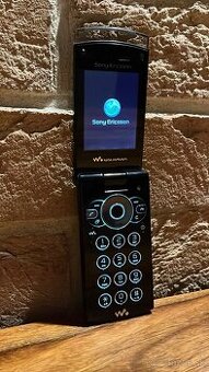 SonyEricsson W980 walkman mobil 8GB z roku 2008 - 1